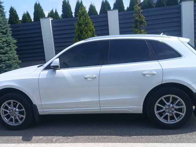 Білий Ауді Ку 5, об'ємом двигуна 2 л та пробігом 228 тис. км за 15000 $, фото 1 на Automoto.ua