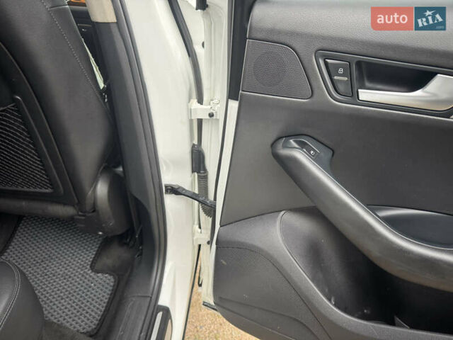 Белый Ауди Ку 5, объемом двигателя 1.98 л и пробегом 220 тыс. км за 7300 $, фото 45 на Automoto.ua