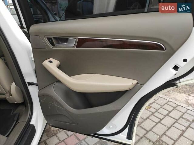 Белый Ауди Ку 5, объемом двигателя 1.98 л и пробегом 192 тыс. км за 10700 $, фото 24 на Automoto.ua