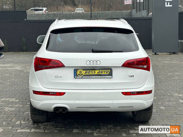 Белый Ауди Ку 5, объемом двигателя 2 л и пробегом 231 тыс. км за 15800 $, фото 4 на Automoto.ua