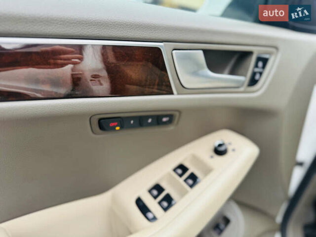 Белый Ауди Ку 5, объемом двигателя 1.98 л и пробегом 225 тыс. км за 12500 $, фото 17 на Automoto.ua