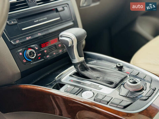 Белый Ауди Ку 5, объемом двигателя 1.98 л и пробегом 225 тыс. км за 12500 $, фото 26 на Automoto.ua