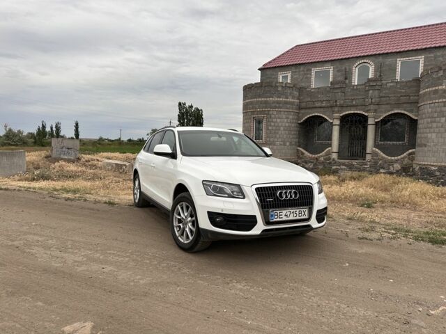 Белый Ауди Ку 5, объемом двигателя 2 л и пробегом 183 тыс. км за 12500 $, фото 1 на Automoto.ua