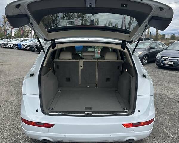 Ауди Ку 5 2011 в Буче на Automoto.ua Белый Ауди Ку 5, объемом двигателя 2 л и пробегом 222 тыс. км за 12950 $, фото 13 на Automoto.ua