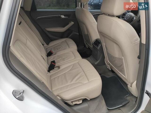 Белый Ауди Ку 5, объемом двигателя 1.98 л и пробегом 192 тыс. км за 10700 $, фото 22 на Automoto.ua