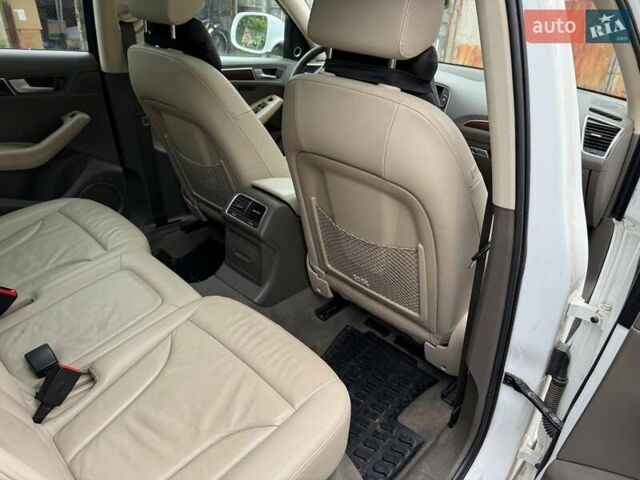 Белый Ауди Ку 5, объемом двигателя 1.98 л и пробегом 223 тыс. км за 11200 $, фото 11 на Automoto.ua