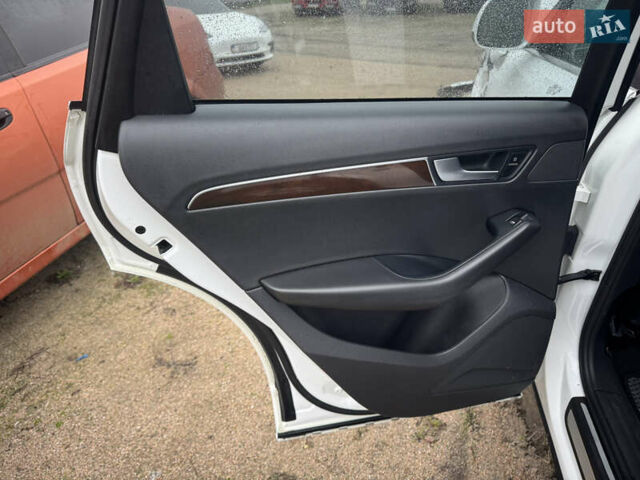 Белый Ауди Ку 5, объемом двигателя 1.98 л и пробегом 220 тыс. км за 7300 $, фото 42 на Automoto.ua