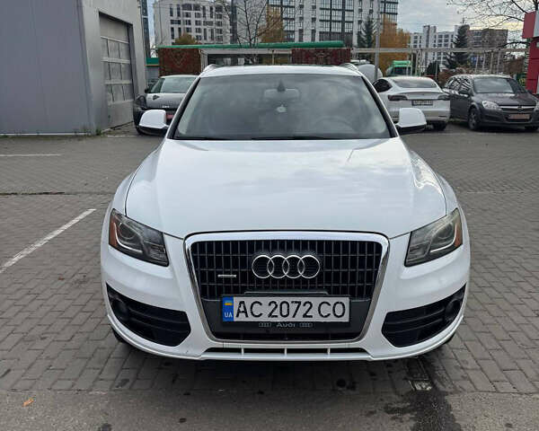 Белый Ауди Ку 5, объемом двигателя 1.98 л и пробегом 246 тыс. км за 11500 $, фото 1 на Automoto.ua