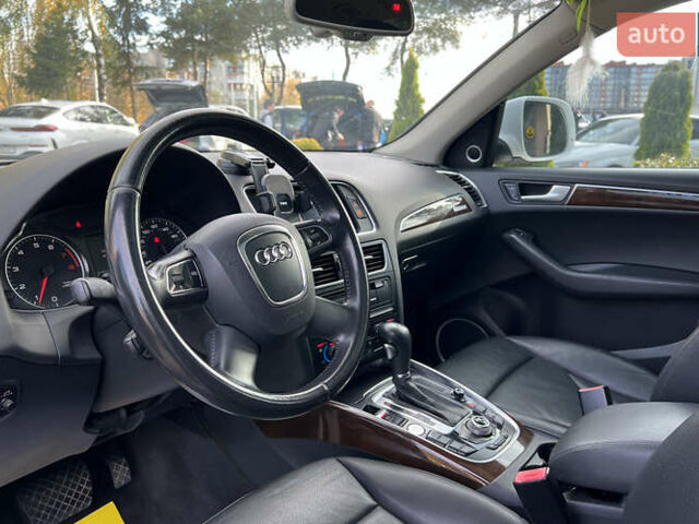 Білий Ауді Ку 5, об'ємом двигуна 1.98 л та пробігом 158 тис. км за 14750 $, фото 17 на Automoto.ua