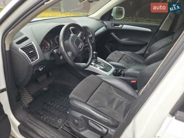 Белый Ауди Ку 5, объемом двигателя 1.97 л и пробегом 272 тыс. км за 9900 $, фото 12 на Automoto.ua