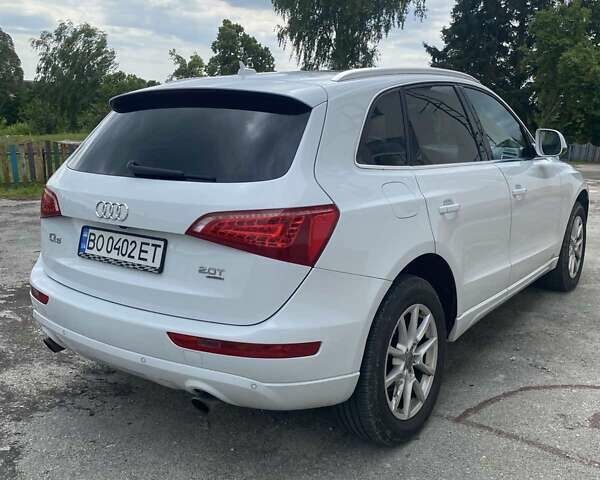 Білий Ауді Ку 5, об'ємом двигуна 2 л та пробігом 76 тис. км за 14000 $, фото 2 на Automoto.ua