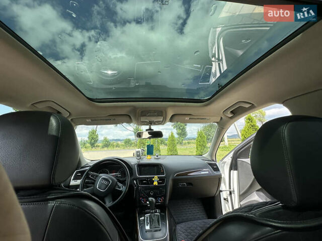 Белый Ауди Ку 5, объемом двигателя 2.01 л и пробегом 207 тыс. км за 13500 $, фото 4 на Automoto.ua