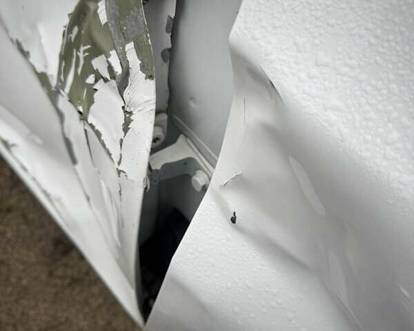 Белый Ауди Ку 5, объемом двигателя 1.98 л и пробегом 220 тыс. км за 7300 $, фото 56 на Automoto.ua