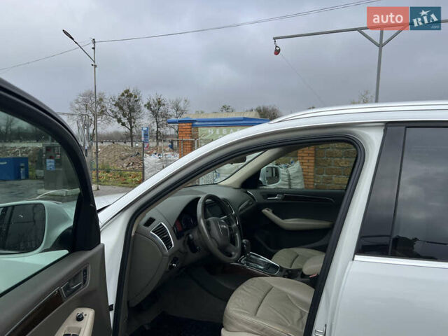 Белый Ауди Ку 5, объемом двигателя 1.98 л и пробегом 291 тыс. км за 10300 $, фото 33 на Automoto.ua