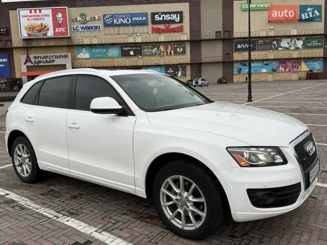 Белый Ауди Ку 5, объемом двигателя 1.98 л и пробегом 105 тыс. км за 13000 $, фото 3 на Automoto.ua