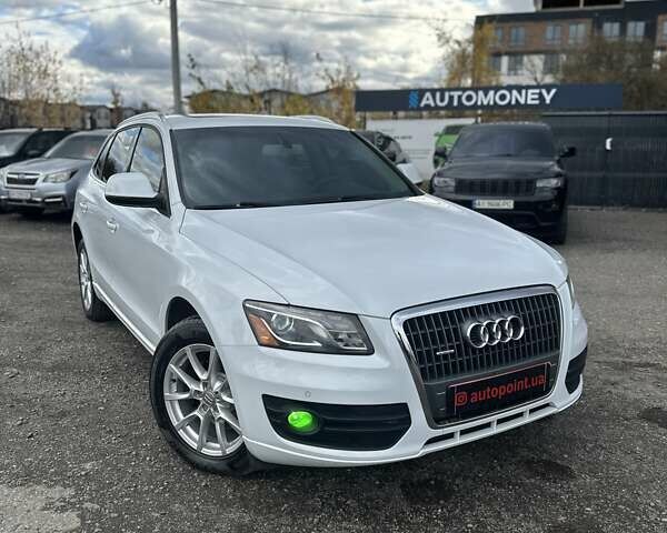 Ауди Ку 5 2011 в Буче на Automoto.ua Белый Ауди Ку 5, объемом двигателя 2 л и пробегом 222 тыс. км за 12950 $, фото 2 на Automoto.ua