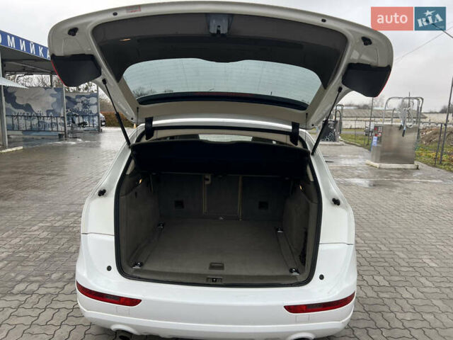 Белый Ауди Ку 5, объемом двигателя 1.98 л и пробегом 291 тыс. км за 10300 $, фото 37 на Automoto.ua