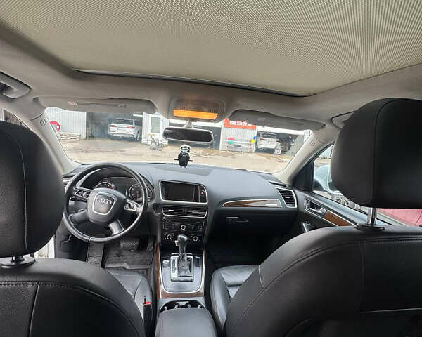 Белый Ауди Ку 5, объемом двигателя 1.98 л и пробегом 246 тыс. км за 11500 $, фото 9 на Automoto.ua