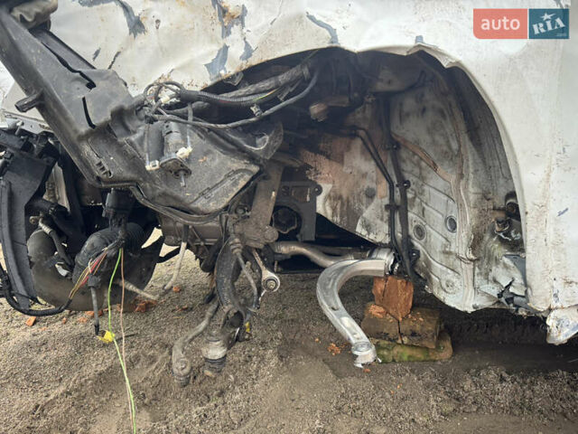 Белый Ауди Ку 5, объемом двигателя 1.98 л и пробегом 220 тыс. км за 7300 $, фото 17 на Automoto.ua