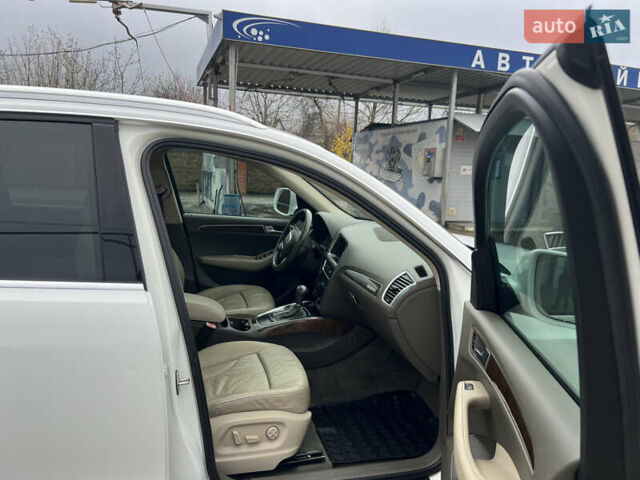 Белый Ауди Ку 5, объемом двигателя 1.98 л и пробегом 291 тыс. км за 10300 $, фото 32 на Automoto.ua