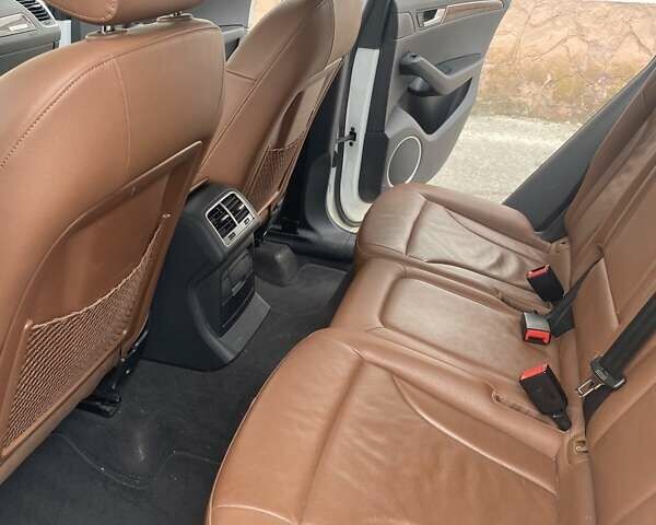 Білий Ауді Ку 5, об'ємом двигуна 2 л та пробігом 76 тис. км за 14000 $, фото 9 на Automoto.ua