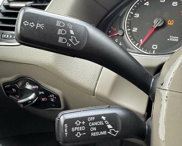 Белый Ауди Ку 5, объемом двигателя 2 л и пробегом 222 тыс. км за 13100 $, фото 18 на Automoto.ua