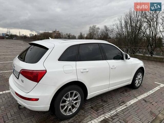 Белый Ауди Ку 5, объемом двигателя 1.98 л и пробегом 105 тыс. км за 13000 $, фото 6 на Automoto.ua
