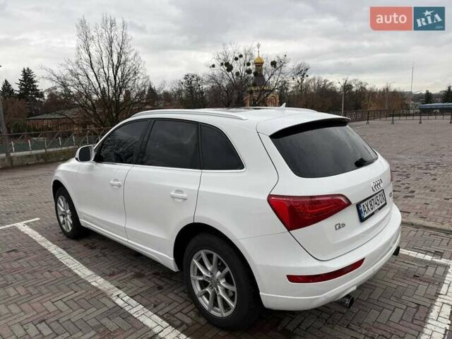 Белый Ауди Ку 5, объемом двигателя 1.98 л и пробегом 105 тыс. км за 13000 $, фото 7 на Automoto.ua
