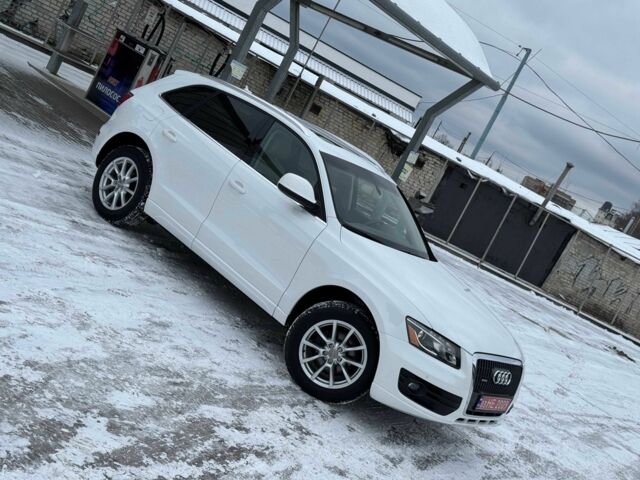 Белый Ауди Ку 5, объемом двигателя 2 л и пробегом 120 тыс. км за 12599 $, фото 12 на Automoto.ua