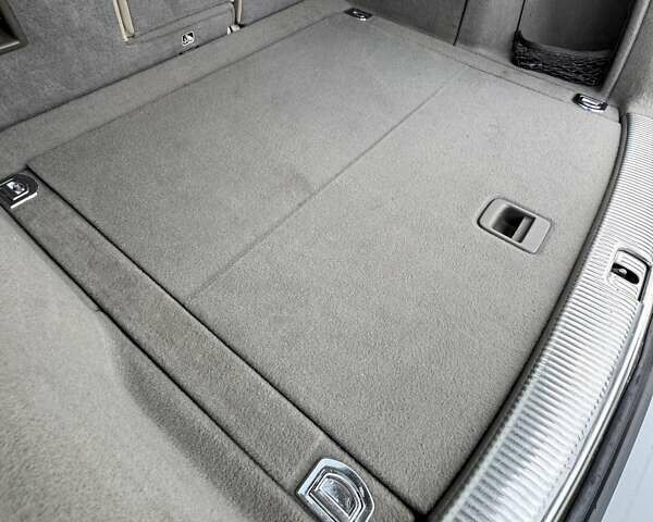 Белый Ауди Ку 5, объемом двигателя 2 л и пробегом 222 тыс. км за 13100 $, фото 11 на Automoto.ua