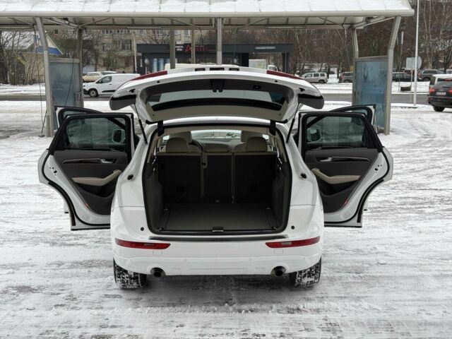 Белый Ауди Ку 5, объемом двигателя 2 л и пробегом 120 тыс. км за 12599 $, фото 16 на Automoto.ua
