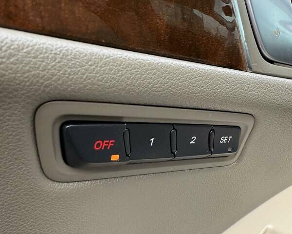 Белый Ауди Ку 5, объемом двигателя 2 л и пробегом 222 тыс. км за 13100 $, фото 20 на Automoto.ua