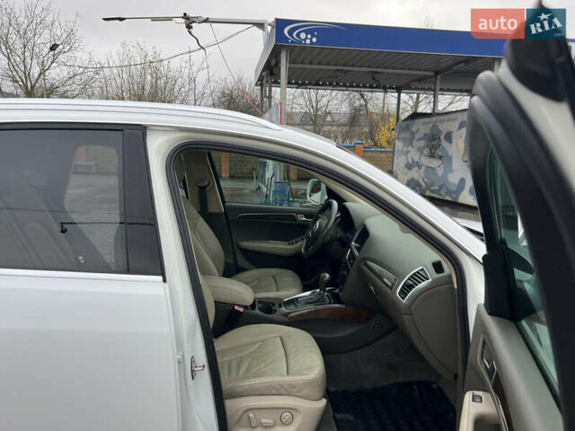 Белый Ауди Ку 5, объемом двигателя 1.98 л и пробегом 291 тыс. км за 10300 $, фото 30 на Automoto.ua