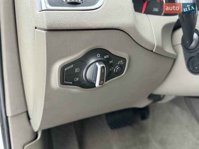 Білий Ауді Ку 5, об'ємом двигуна 2 л та пробігом 120 тис. км за 12599 $, фото 37 на Automoto.ua