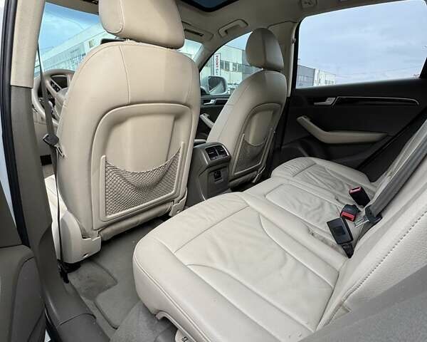 Белый Ауди Ку 5, объемом двигателя 2 л и пробегом 222 тыс. км за 13100 $, фото 22 на Automoto.ua