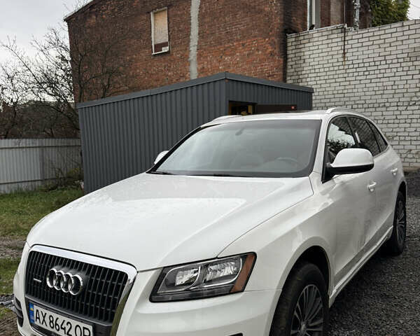 Белый Ауди Ку 5, объемом двигателя 1.98 л и пробегом 130 тыс. км за 11600 $, фото 17 на Automoto.ua