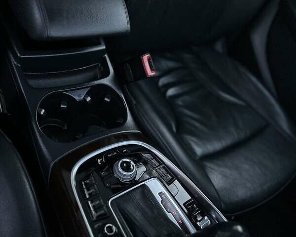 Белый Ауди Ку 5, объемом двигателя 1.98 л и пробегом 170 тыс. км за 13900 $, фото 63 на Automoto.ua