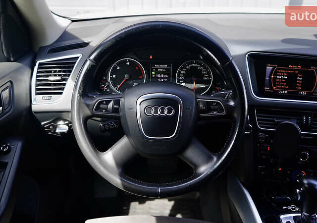 Ауди Ку 5 2012 в Львове на Automoto.ua Белый Ауди Ку 5, объемом двигателя 1.98 л и пробегом 178 тыс. км за 18000 $, фото 27 на Automoto.ua