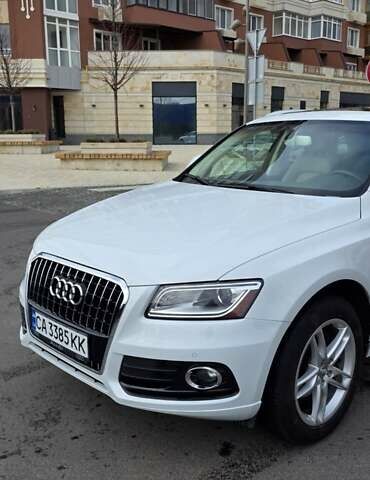Белый Ауди Ку 5, объемом двигателя 1.98 л и пробегом 194 тыс. км за 17499 $, фото 6 на Automoto.ua