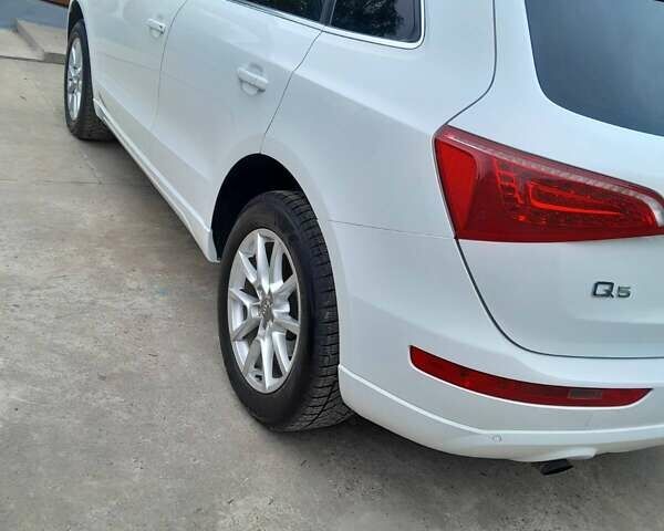 Ауди Ку 5 2012 в Ивано-Франковске на Automoto.ua Белый Ауди Ку 5, объемом двигателя 1.98 л и пробегом 188 тыс. км за 12500 $, фото 6 на Automoto.ua