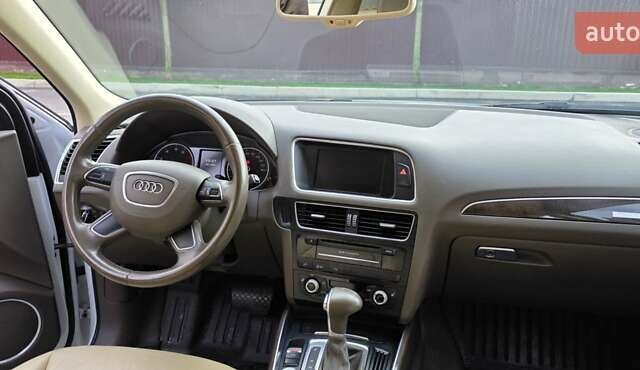 Белый Ауди Ку 5, объемом двигателя 1.98 л и пробегом 194 тыс. км за 17499 $, фото 45 на Automoto.ua