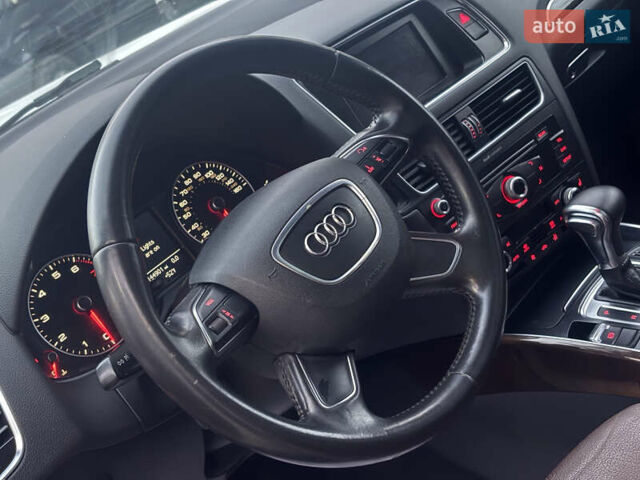 Білий Ауді Ку 5, об'ємом двигуна 2 л та пробігом 231 тис. км за 10800 $, фото 15 на Automoto.ua