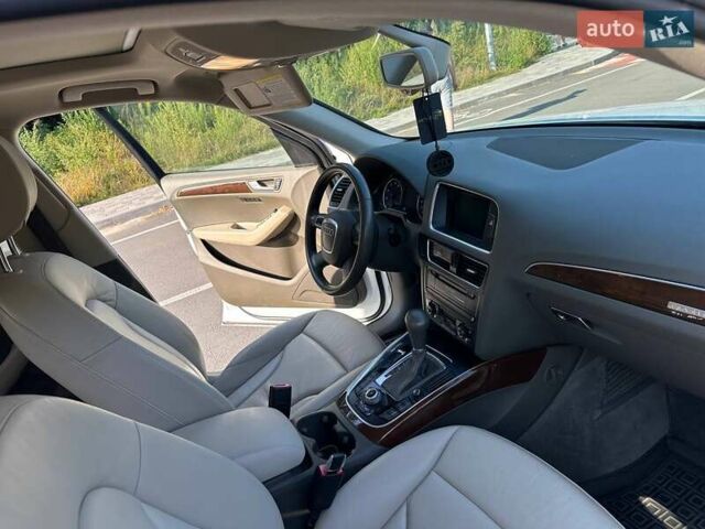 Белый Ауди Ку 5, объемом двигателя 1.98 л и пробегом 183 тыс. км за 16200 $, фото 15 на Automoto.ua