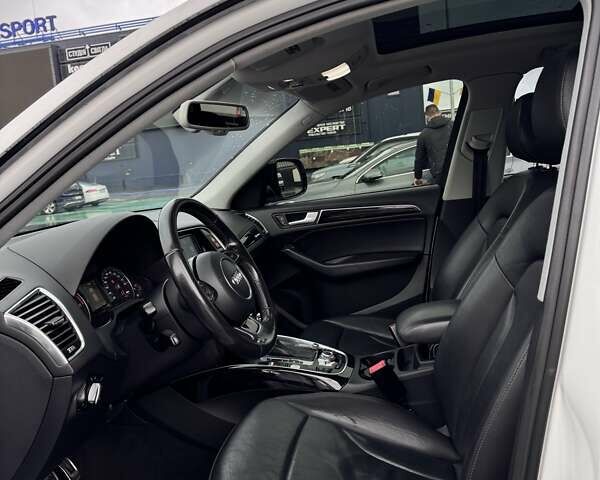 Білий Ауді Ку 5, об'ємом двигуна 1.98 л та пробігом 139 тис. км за 12999 $, фото 22 на Automoto.ua