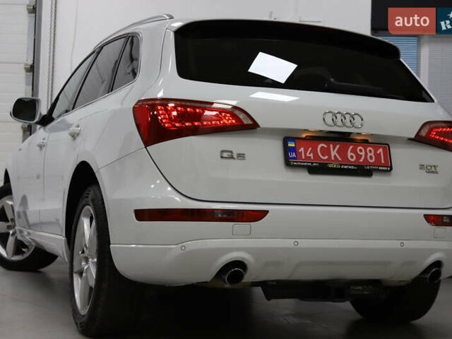 Білий Ауді Ку 5, об'ємом двигуна 2 л та пробігом 179 тис. км за 14900 $, фото 43 на Automoto.ua