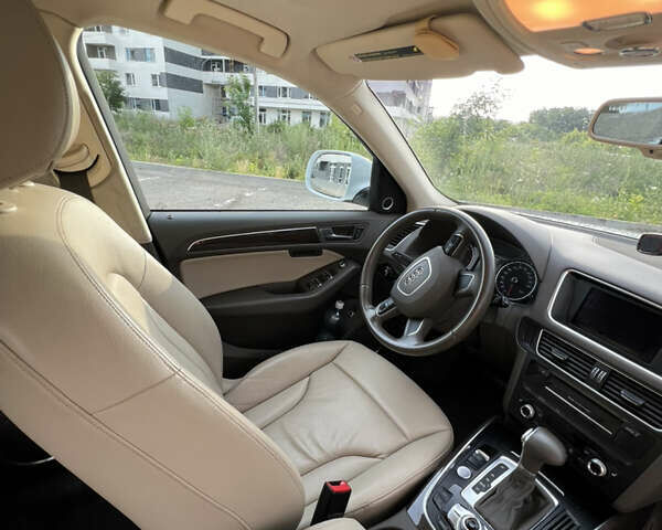 Білий Ауді Ку 5, об'ємом двигуна 1.98 л та пробігом 258 тис. км за 13900 $, фото 7 на Automoto.ua