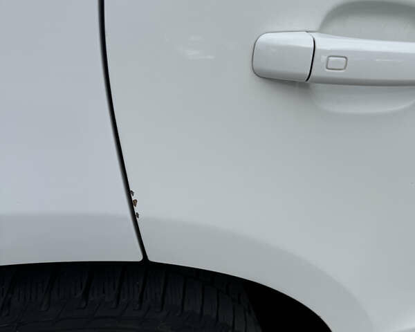 Белый Ауди Ку 5, объемом двигателя 1.97 л и пробегом 375 тыс. км за 14500 $, фото 12 на Automoto.ua