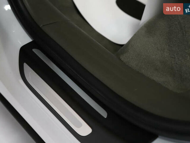 Білий Ауді Ку 5, об'ємом двигуна 2 л та пробігом 179 тис. км за 14900 $, фото 109 на Automoto.ua