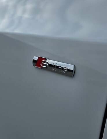 Белый Ауди Ку 5, объемом двигателя 1.98 л и пробегом 194 тыс. км за 17499 $, фото 4 на Automoto.ua