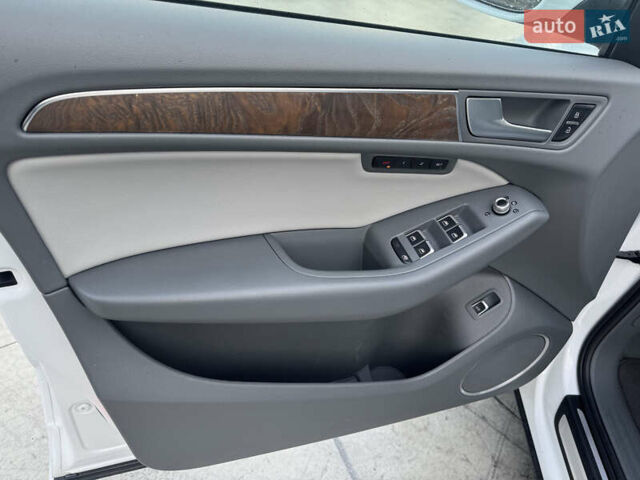 Белый Ауди Ку 5, объемом двигателя 1.98 л и пробегом 236 тыс. км за 12990 $, фото 6 на Automoto.ua